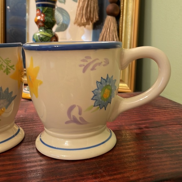 Vintage Mugs - Picture 3 of 6